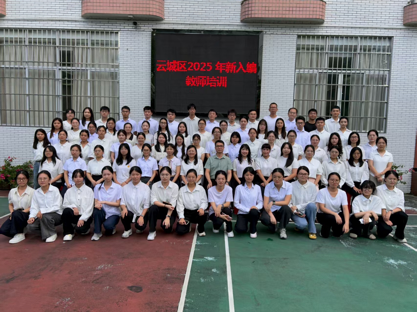 eebda05d595ed1e9e1c2c0ec4d0ec06a_origin.jpg